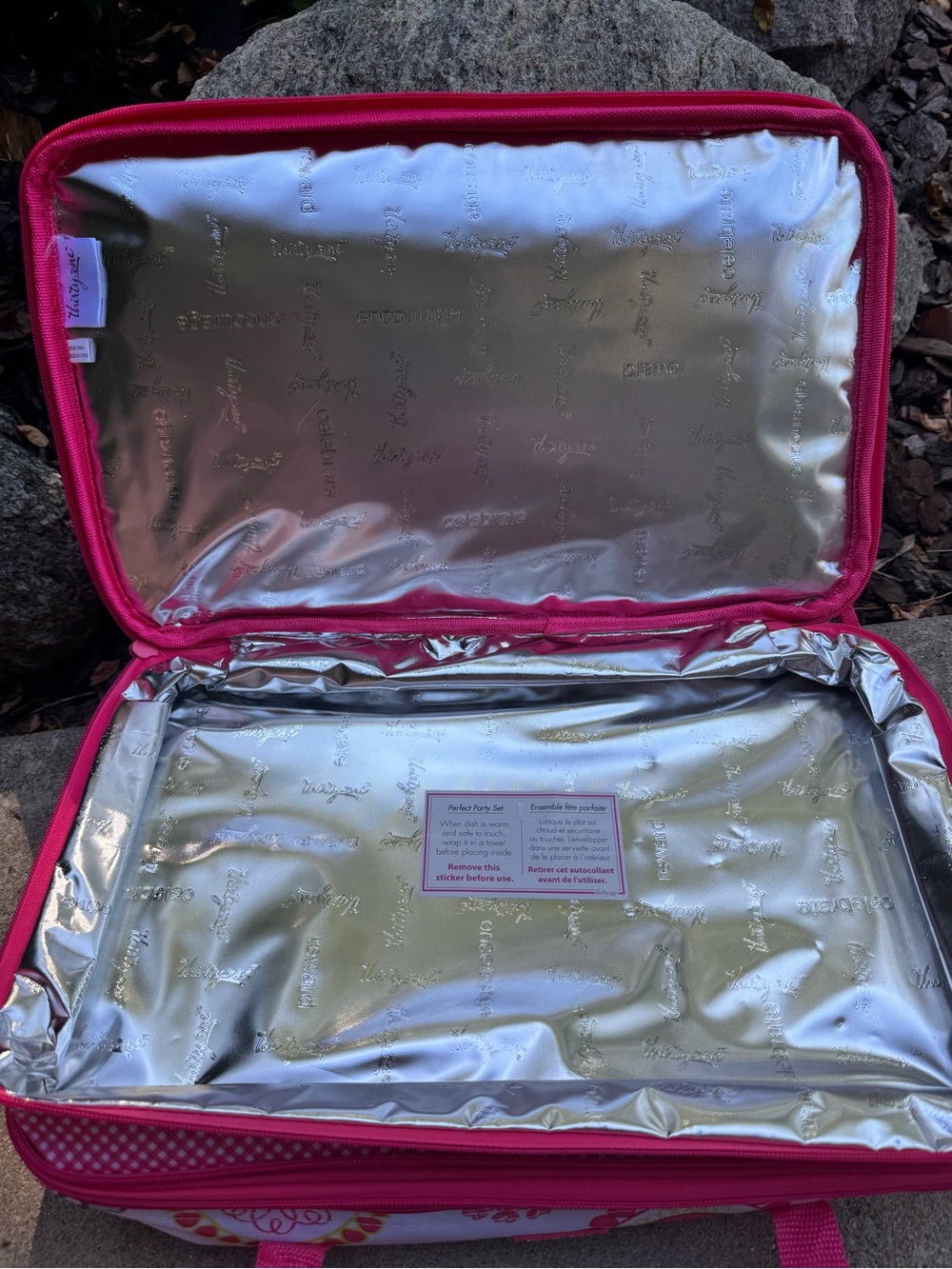 thirty-one perfect party thermal expandable casserole dish carrier - Picture 8 of 10